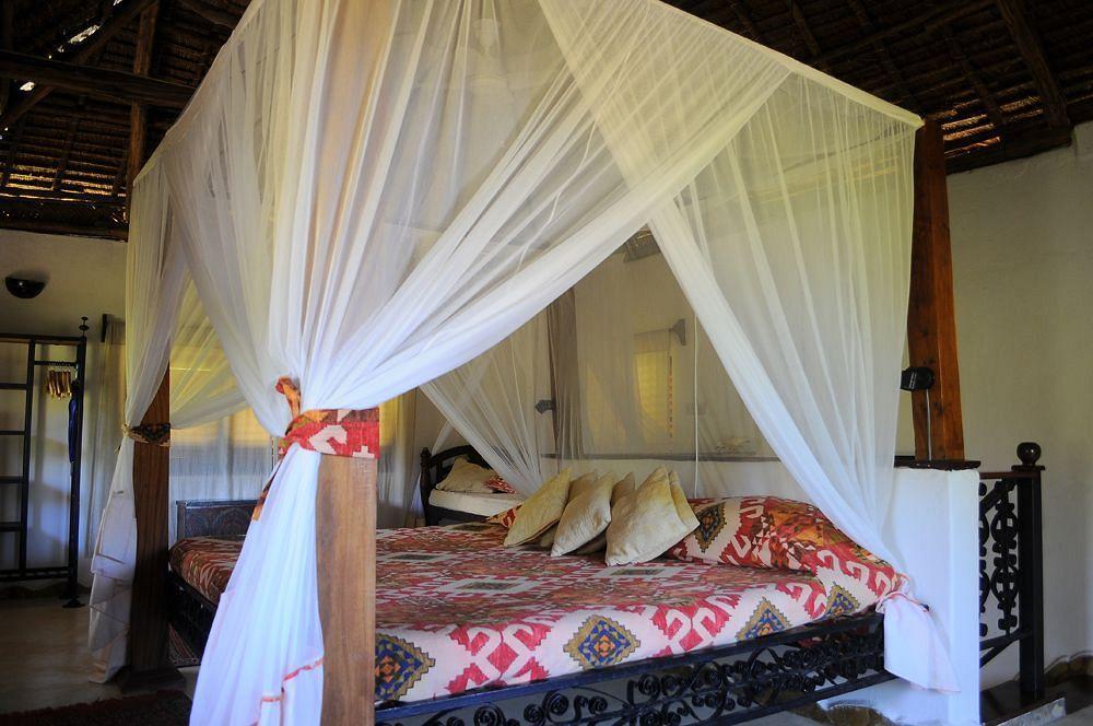 Kinasi Lodge Utende Esterno foto